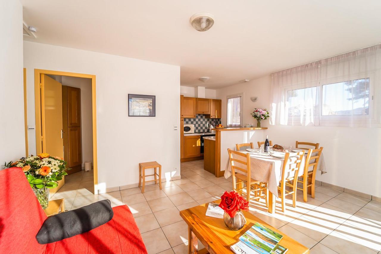 Les Chalets De La Vallee Du Bes Albaret-le-Comtal Екстер'єр фото